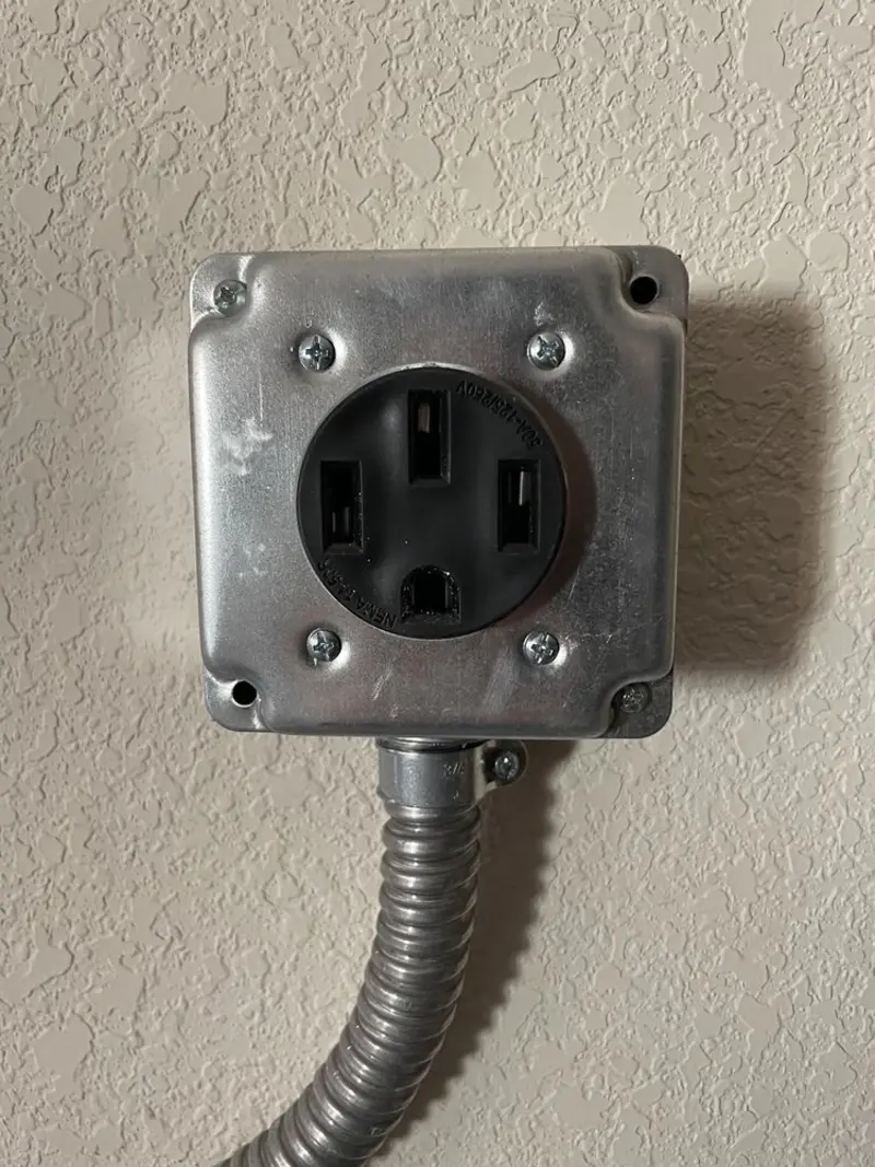 NEMA 14-50 outlet installed for Smart Home Electrical in East Ridge